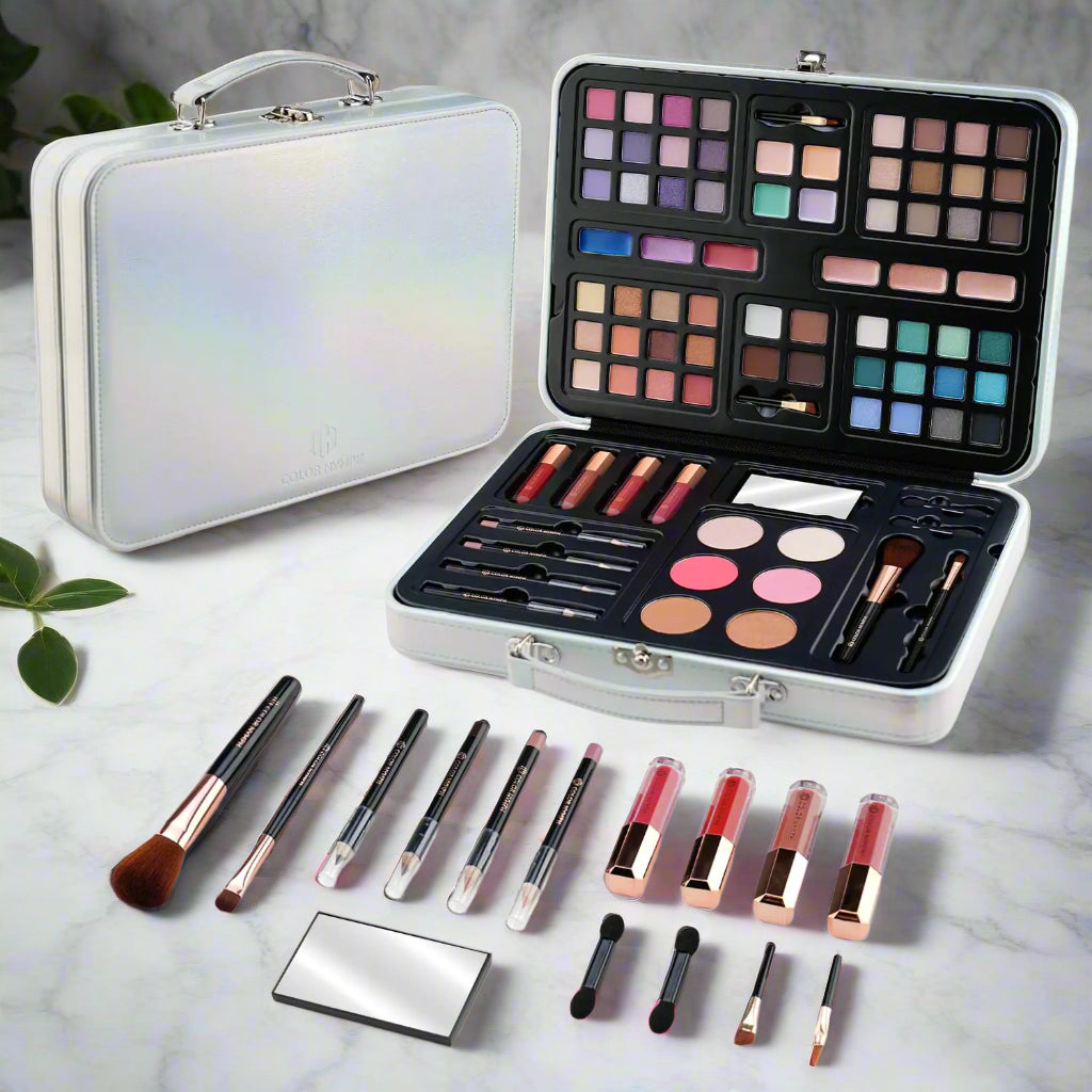 All-in-One Beauty Makeup Set & Gorgeous Case - Kim’s Signature Beauty & Accessories