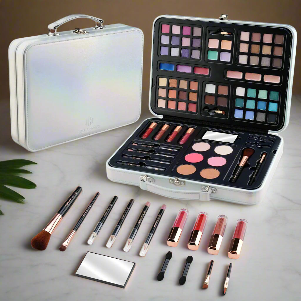 All-in-One Beauty Makeup Set & Gorgeous Case - Kim’s Signature Beauty & Accessories