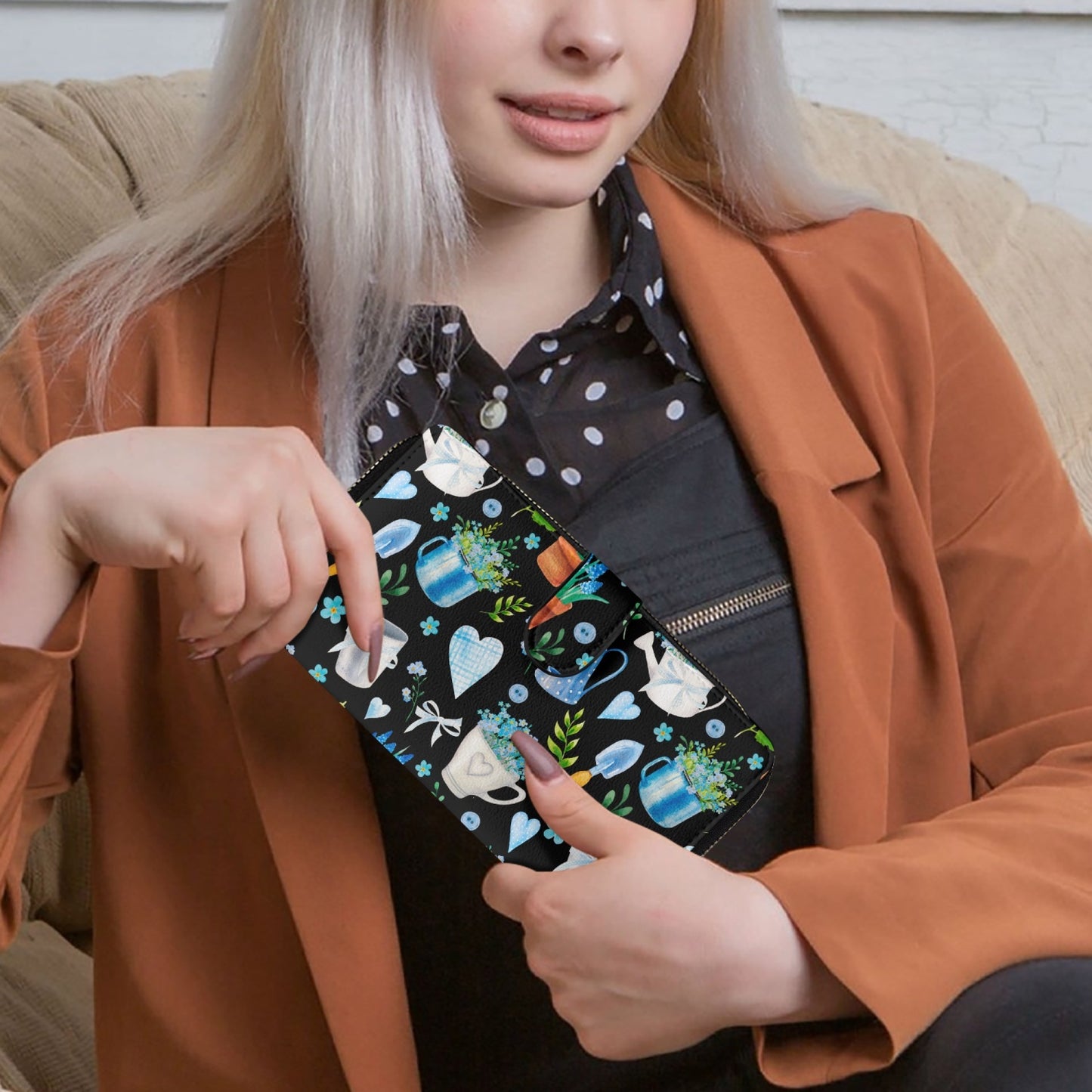 Plant Love | Long Leather Wallet - Kim’s Signature Beauty & Accessories