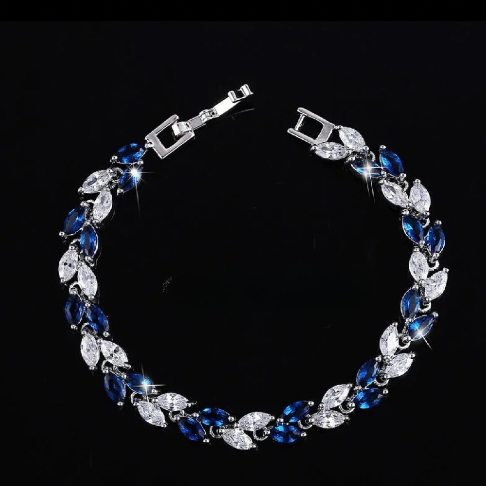 Nature’s Elegance Silver Leaf CZ Bracelet