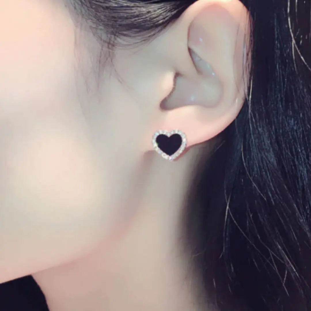 Black Onyx Heart Earrings - Kim’s Signature Beauty & Accessories    