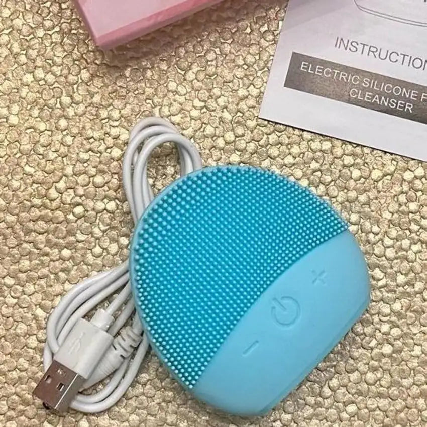 Kim’s Signature Beauty & Accessories 