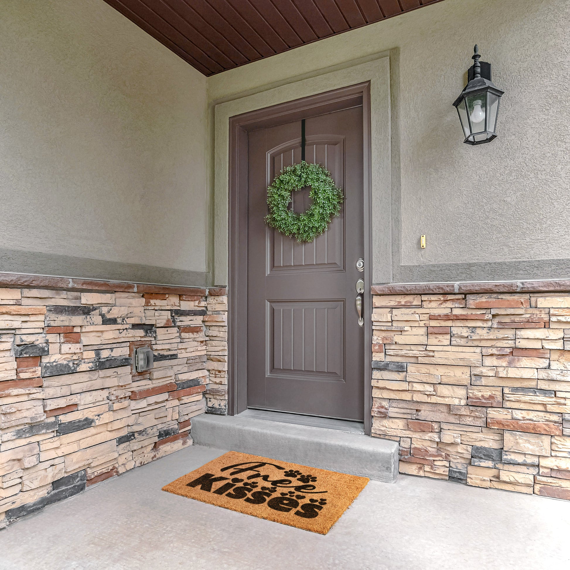 Free Dog Kisses | Door Mat - Kim’s Signature Beauty & Accessories    