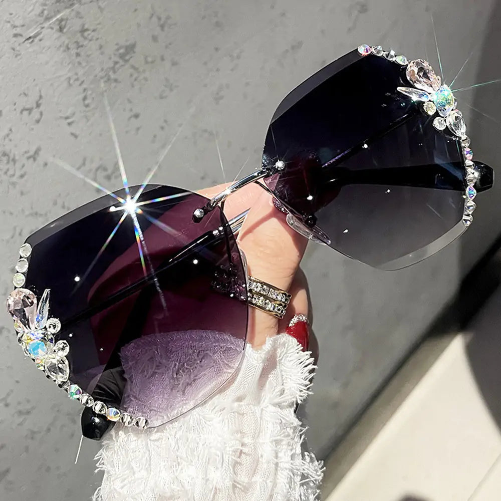 Gradient Lens Sun Glasses - Kim’s Signature Beauty & Accessories    