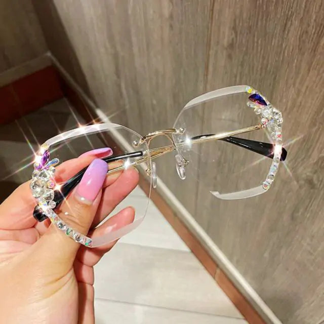 Kim’s Signature Beauty & Accessories 