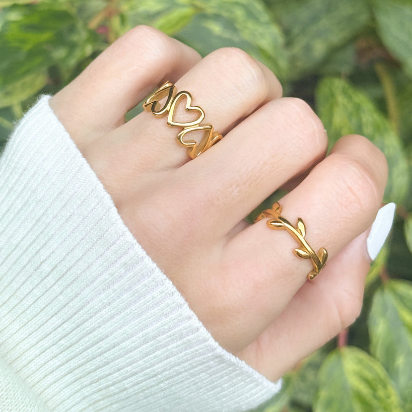 Heart Chain Ring - Kim’s Signature Beauty & Accessories