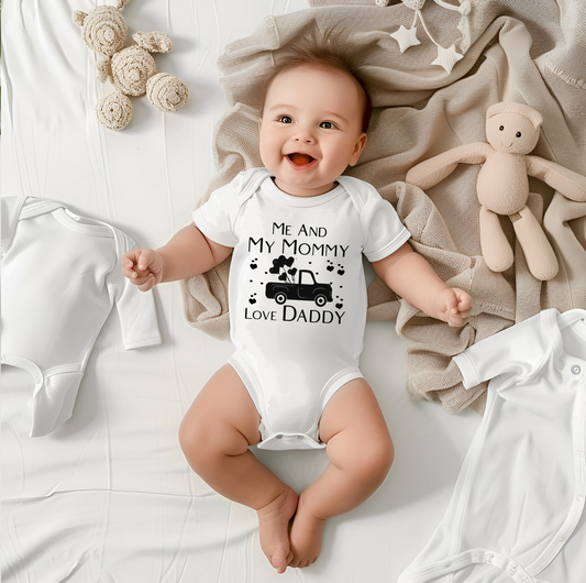 Me & Mommy Love Daddy Infant Onsie - Kim’s Signature Beauty & Accessories    