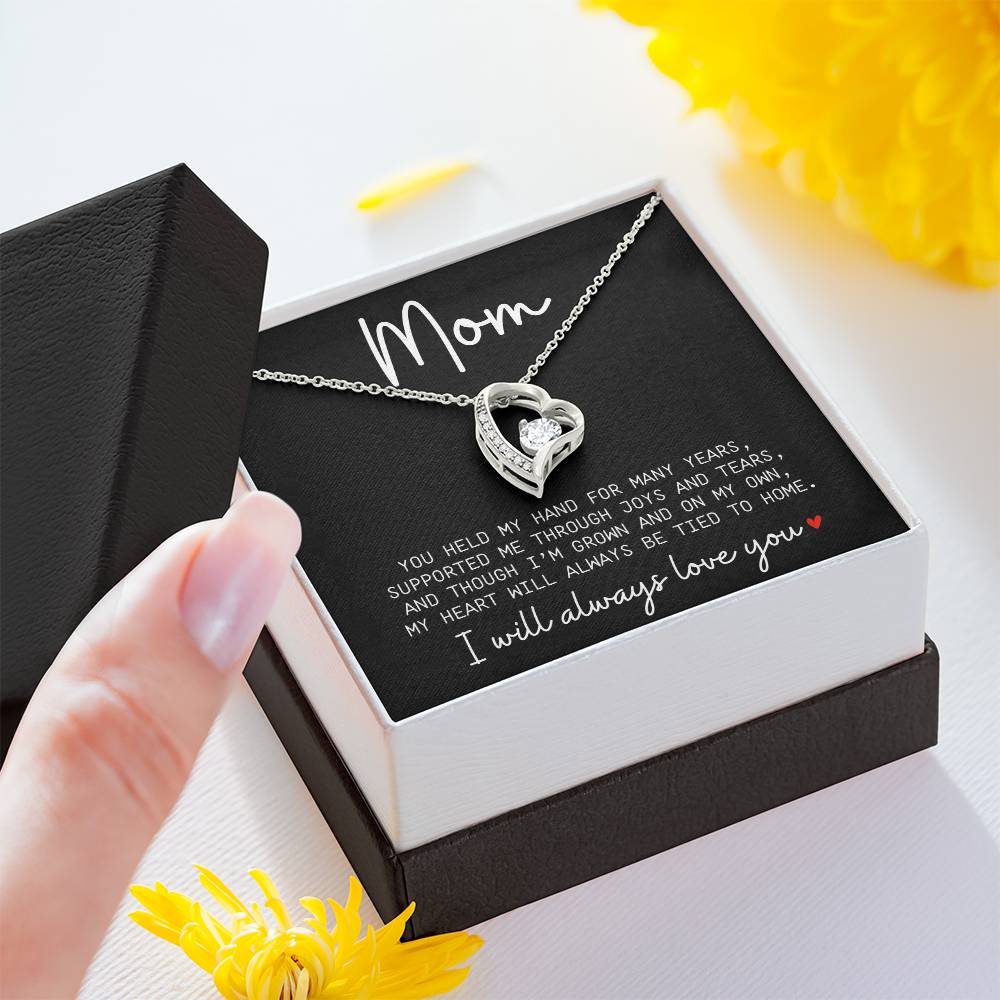 Kim’s Signature Beauty & Accessories 