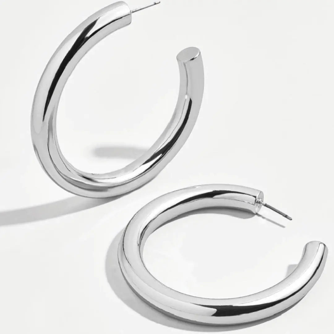 Scarlett Hoop Earrings Gold or Silver - Kim’s Signature Beauty & Accessories    